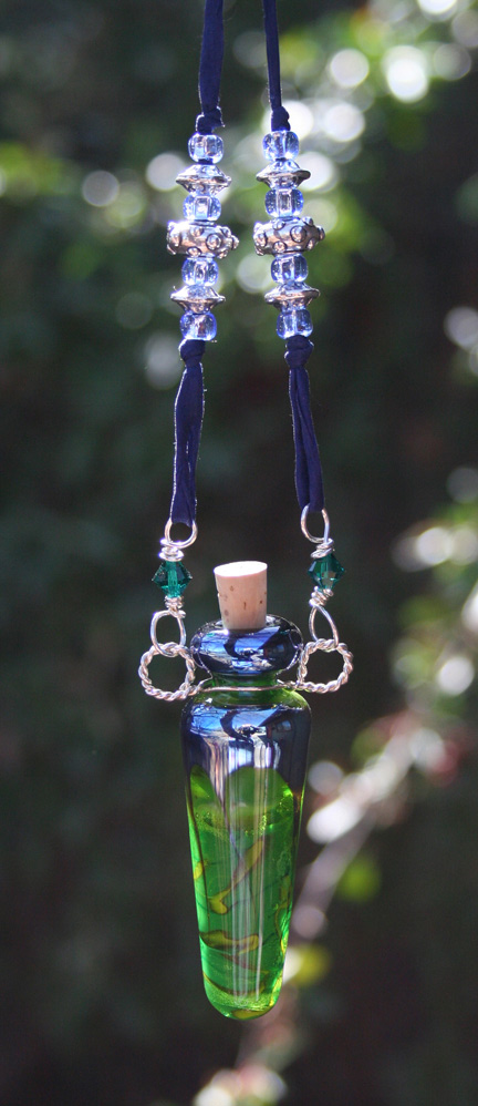 aromatherapy pendant